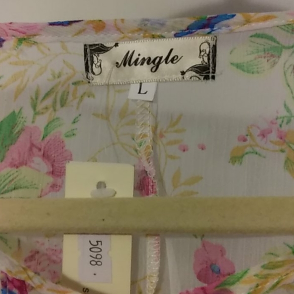 Mingle floral Flow sleeve sheer top - Picture 2 of 5
